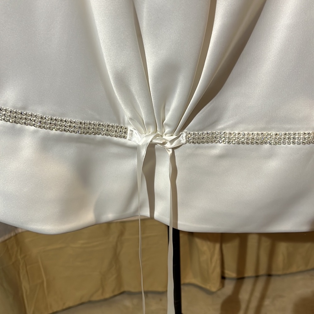 Cachet - Picture 4 of 7